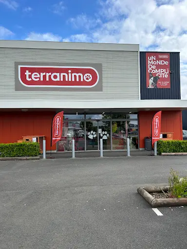 Terranimo Aliments et Accessoires Pour Animaux de Compagnie & Dogwash