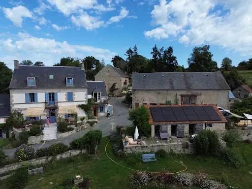 La Maison de Fleurat Chambres d'Hôtes et Activités Équestres