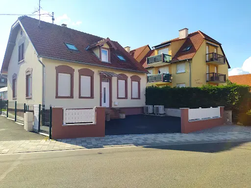 Émilie Laidebeur Petsitter