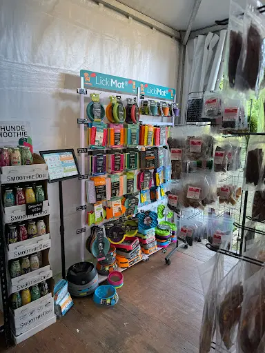 A Pet Store