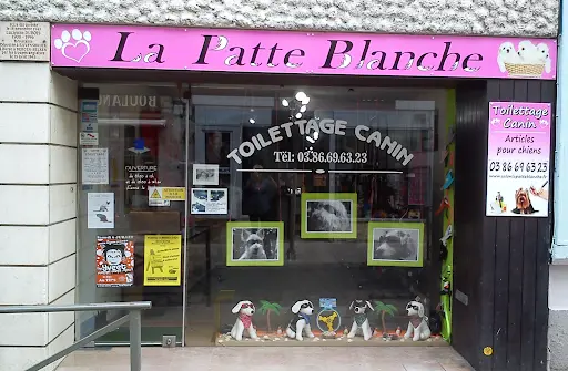 La Patte Blanche