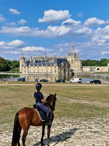 Écurie Lamorlaye Équestre