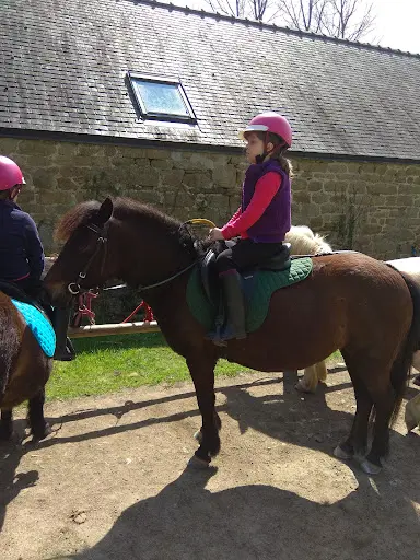 Poney-club de Kerzon Quimper - Landudal