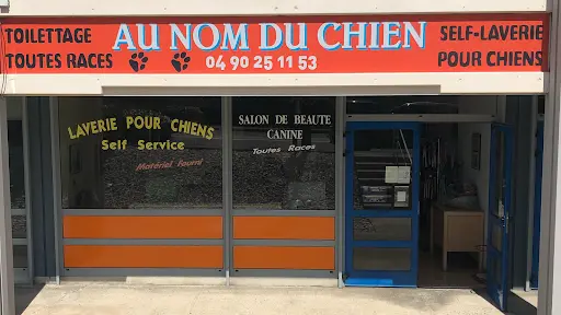Au Nom du Chien