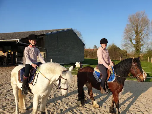 Poney Club de Merville "a Cheval Leyval"