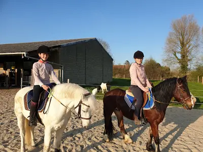 Poney Club de Merville "a Cheval Leyval"
