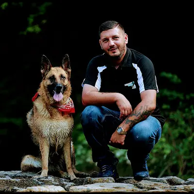 Passion Canine 42 Éducateur Canin Comportementalistes,spécialisé en Rééducation des Chiens Réactifs,peureux et Phobique.