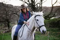 Eqi Harmonie, Ferme Équestre Initiatique et Sanctuaire de Chevaux en Ardèche